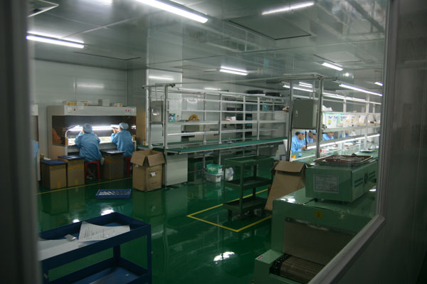 LED電子行業(yè)無(wú)塵潔凈車(chē)間