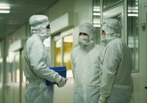 無(wú)塵室工作人員出入要求